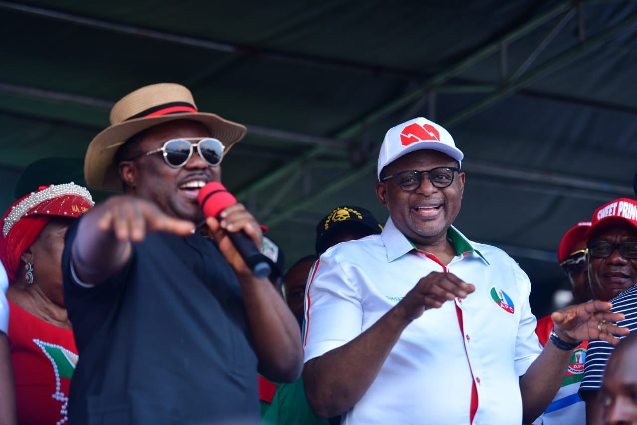 328896986_947423456610267_4847155041812246994_n